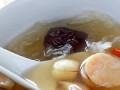 莲子百合煲鹌鹑蛋润肺清润不怕干冬