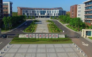2024湖南化工职业技术学院录取分数线，重庆录取最低分354