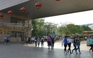 桐城师范高等专科学校学费多少钱一年：3200-3900元/年（2025填报参考）