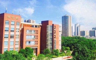 重庆电讯职业学院学费多少钱一年：10800-12000元/年（2025填报参考）