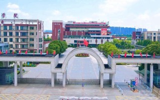 2024江西工业贸易职业技术学院录取分数线，重庆录取最低分333