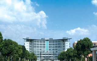 2024浙江经贸职业技术学院录取分数线：浙江最低486分