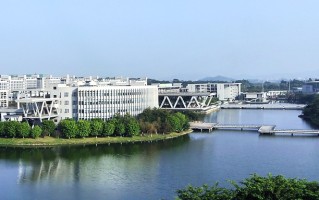 2024年东莞职业技术学院在广东计划招生人数（附学费及专业录取分）