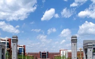 应用化工技术专业2025年广东招生院校有哪些？含学费及招生人数