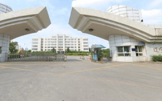 2024年辽宁医药职业学院录取分数线，新疆最低251分
